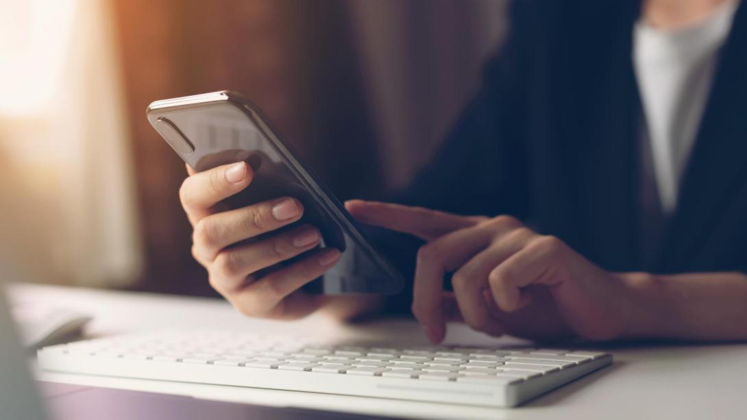 Strategic Sourcing's Mobile Phone Strategy Dials Up Value 